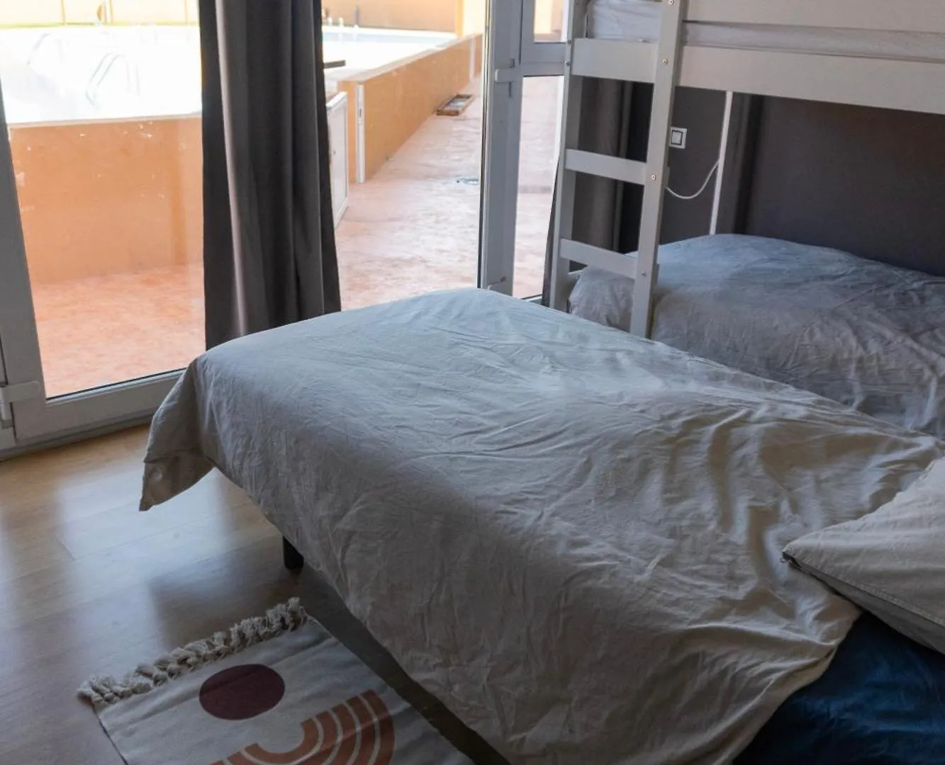 Pensionat Banama Coliving & Coworking, Surf & Yoga - Casa Roja Hotell Corralejo Spanien