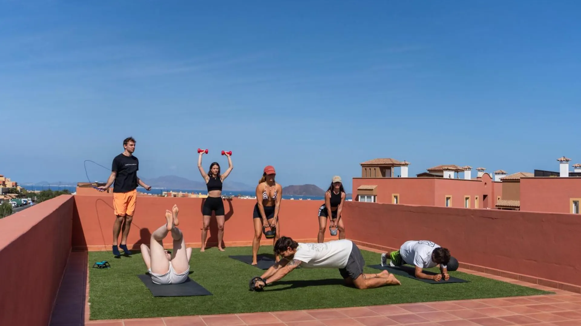 Banama Coliving & Coworking, Surf & Yoga - Casa Roja Hotell Corralejo 0*,