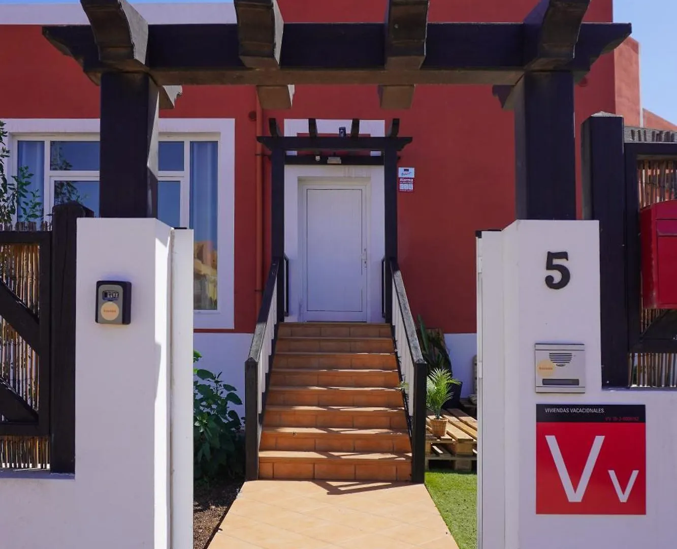 Banama Coliving & Coworking, Surf & Yoga - Casa Roja Hotell Corralejo Pensionat